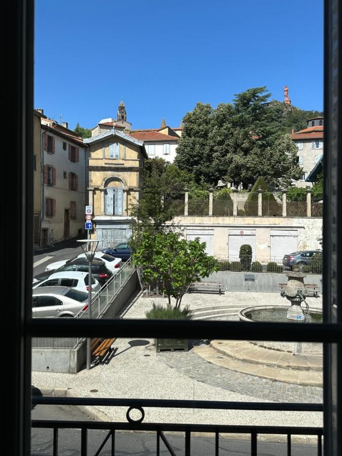 Appartement Avec Terrasse Au Puy Le Puy-en-Velay Luaran gambar